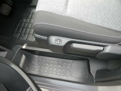 Peugeot Traveller ACTIVE L2 2.0BHDi 180k EAT8