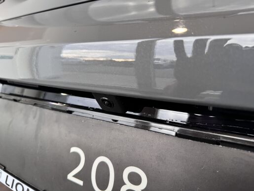 Peugeot 208 ALLURE, 100k, manuál