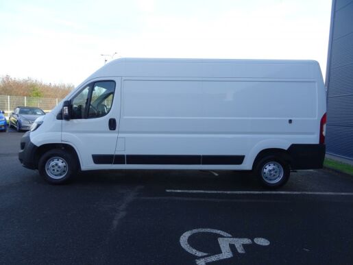 Peugeot Boxer Furgon L3H2 2.0 BHDi 130k MAN6