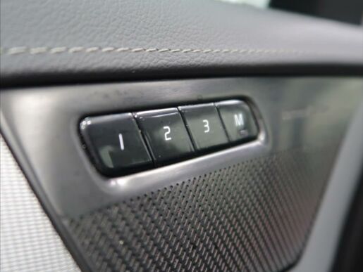 Volvo XC90 2,0 B5 AWD AUT Plus Bright