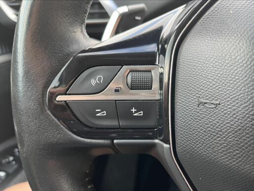 Peugeot 5008 1.5 BlueHDi/96kW Business Edit