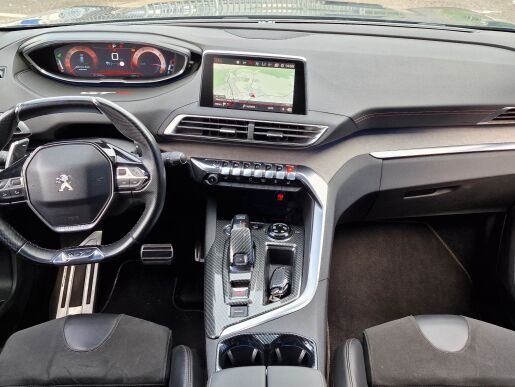 Peugeot 5008 GT 2.0BlueHDi EAT6 REZERVACE