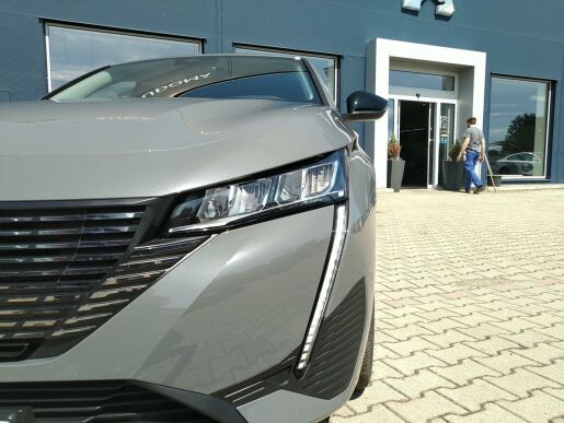 Peugeot 308 SW E-ALLURE 156k/54kWh bat.