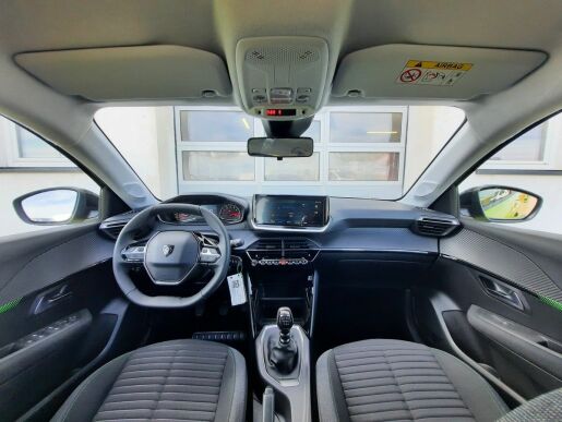 Peugeot 208 STYLE 1,2PT 100k M6