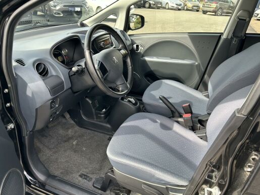 Peugeot iOn 67k EAT6