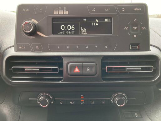 Citroën Berlingo osobní XL 1.5 BlueHDi 100 S&S MAN6 FEEL         
