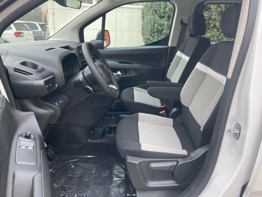 Citroën Berlingo osobní XL 1.5 BlueHDi 100 S&S MAN6 FEEL         