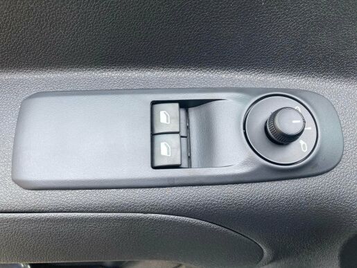 Citroën Berlingo osobní XL 1.5 BlueHDi 100 S&S MAN6 FEEL         
