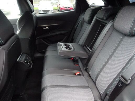 Peugeot 3008 ALLURE PACK 1.5 BHDi 130k EAT8