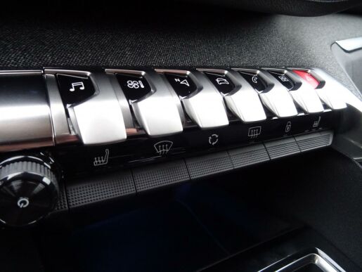 Peugeot 3008 ALLURE PACK 1.5 BHDi 130k EAT8