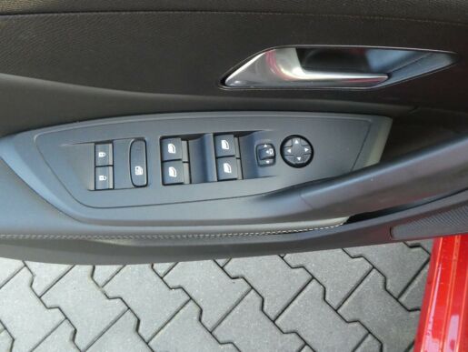 Peugeot 308 ALLURE 1.2 PureTech 130k MAN6