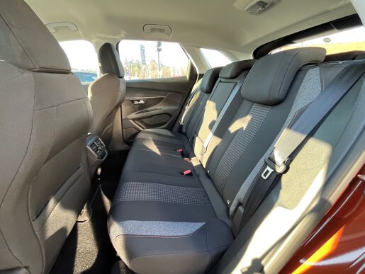 Peugeot 3008 1.6 HDi 120HP EAT6 ODPOČET DPH   