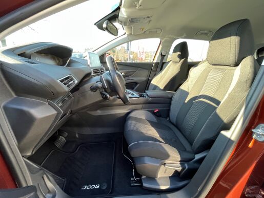 Peugeot 3008 1.6 HDi 120HP EAT6 ODPOČET DPH   