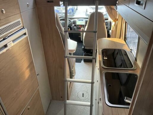 Peugeot Peugeot GlobeTraveller Voyager X