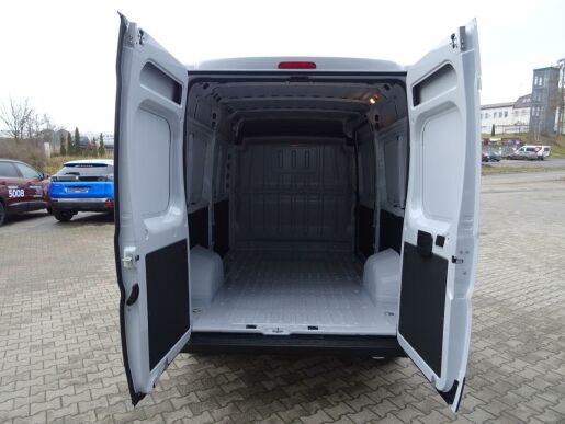Peugeot Boxer L2H2 3300 2,2 BHDi 140k MAN6