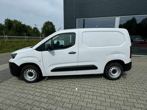 Peugeot Partner Furgon L1 650 1.2 110k Man6