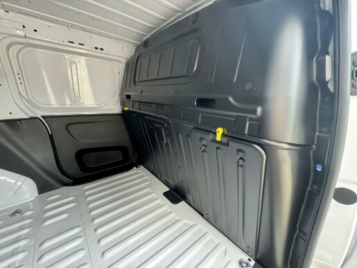 Peugeot Partner Furgon L1 650 1.2 110k Man6