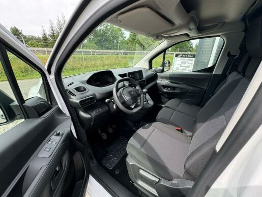 Peugeot Partner Furgon L1 650 1.2 110k Man6