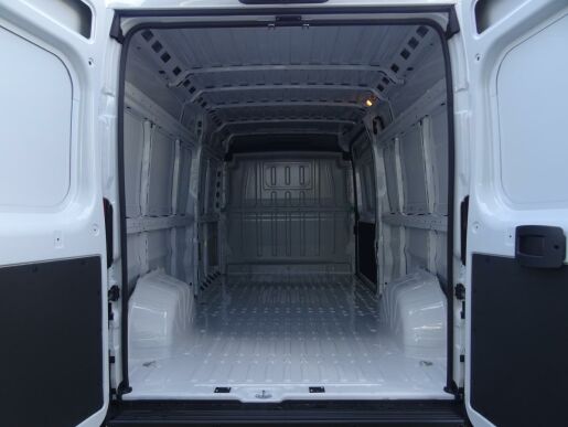 Peugeot Boxer Furgon L3H2 BHDi 165k MAN