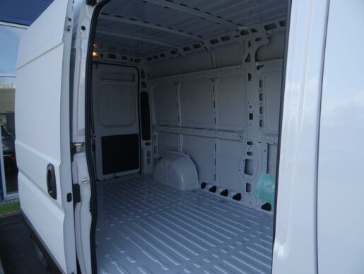 Peugeot Boxer Furgon L3H2 BHDi 165k MAN
