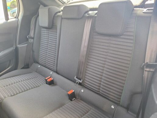 Peugeot 208 STYLE 1.2 PT 100K MAN6