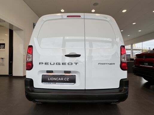 Peugeot Partner Furgon L1 650 110k, Manuál 