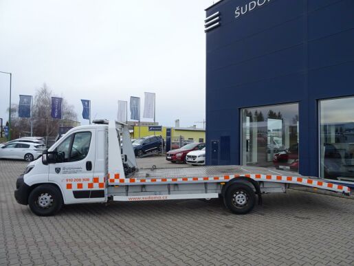 Peugeot Boxer odtahovka L4 2.2 BlueHDi 165k