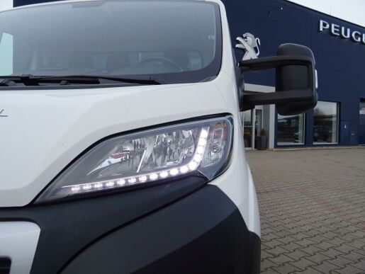 Peugeot Boxer odtahovka L4 2.2 BlueHDi 165k