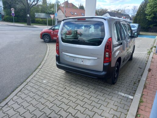 Citroën Berlingo osobní BERLINGO PLUS 1.5 BlueHDi 100 S&S MAN6 M1