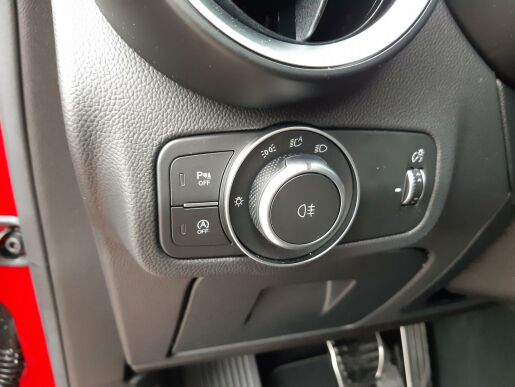 Alfa Romeo Stelvio Veloce 4x4 2,0 280PS