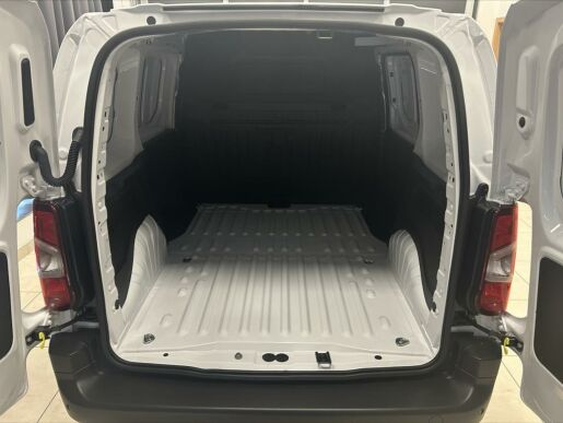 Peugeot Partner 1,2   L1 650 1.2 PT 110 MAN6
