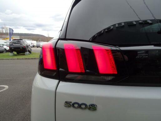 Peugeot 5008 ALLURE 1.5BHDi 130k MAN6