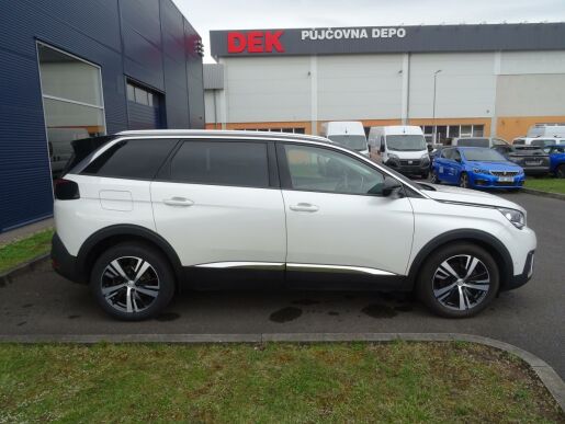 Peugeot 5008 ALLURE 1.5BHDi 130k MAN6 sv.in