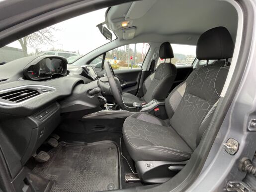 Peugeot 2008 1.2 PureTech 82 MAN5