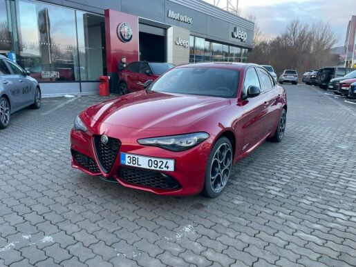 Alfa Romeo Giulia 2.0 TURBO 280K AT8 Q4 Veloce M