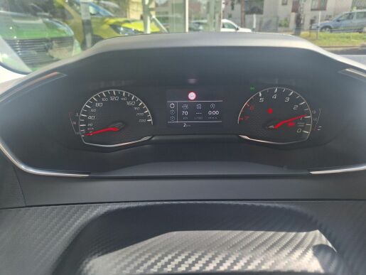 Peugeot 208 SYTLE 1.2 PT 100K MAN6