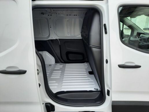 Peugeot Partner L1 650 1.5 BHDi 100k M6