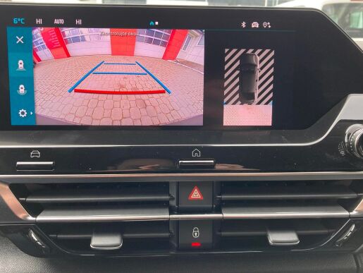Citroën C4 X 1.2 PureTech 130 S&S EAT8 SHINE 