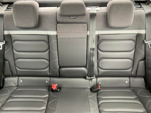 Citroën C4 X 1.2 PureTech 130 S&S EAT8 SHINE 