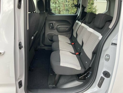 Citroën Berlingo osobní 1.5 BlueHDi 130 S&S EAT8 FEEL PROFI+ N1        