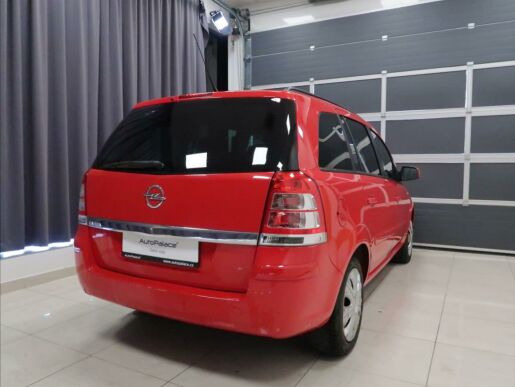 Opel Zafira 1,8 i 88kW Classic 7-míst