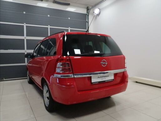 Opel Zafira 1,8 i 88kW Classic 7-míst
