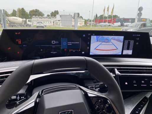 Peugeot 3008 ALLURE Hybrid 136 e-DCS6