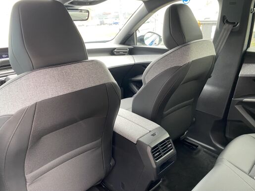 Peugeot 3008 ALLURE Hybrid 136 e-DCS6